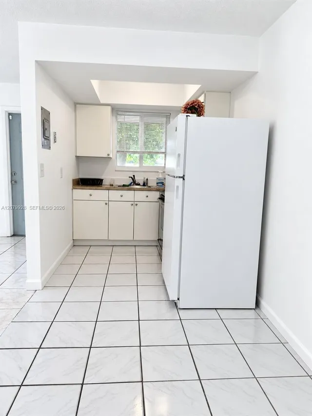1-bedroom rental at 2700 SW 62nd Avenue #1, Miramar