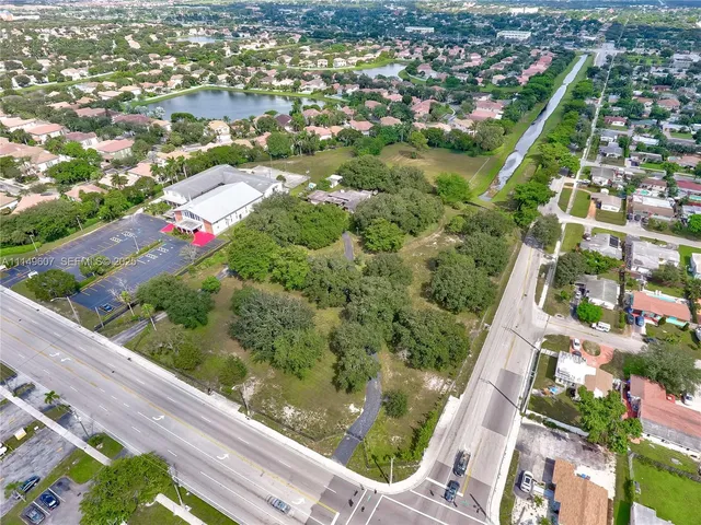 Land at 7227 Taft Street, Pembroke Pines