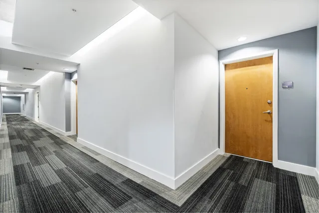 3-bedroom rental at 300 S AUSTRALIAN Avenue #1520, West Palm Beach