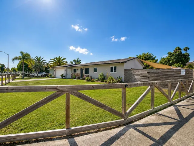 4-bedroom home at 1211 NW 18th Street, Homestead