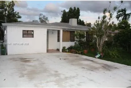 3-bedroom rental at 11717 NW 2nd Avenue #Front, North Miami