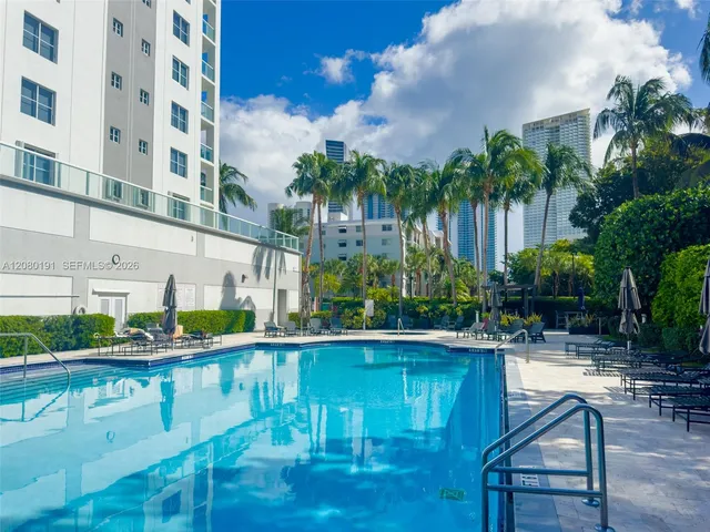 2-bedroom rental at 17050 W Bay Road #405, Sunny Isles Beach
