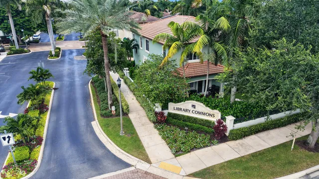 3-bedroom home at 125 NW GARDENER Street, Boca Raton