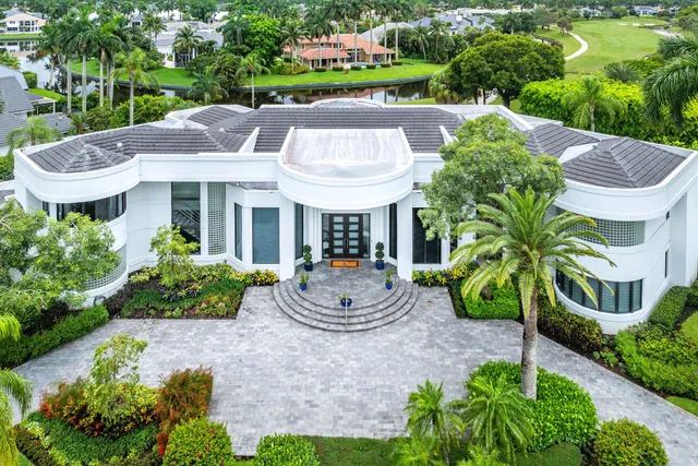 7-bedroom home at 7027 Queenferry Circle, Boca Raton