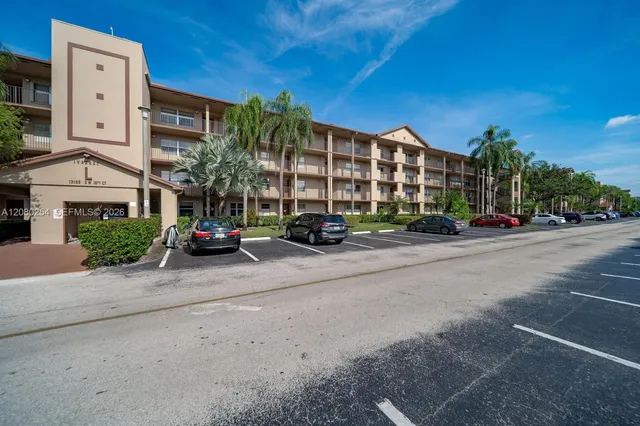 2-bedroom home at 13105 SW 16th Court #204L, Pembroke Pines