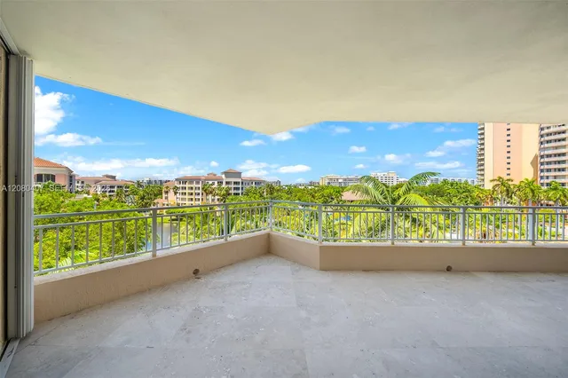 3-bedroom rental at 765 Crandon Boulevard #507, Key Biscayne