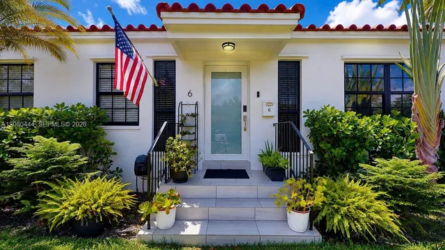 4-bedroom home at 6 Carmona Avenue, Coral Gables