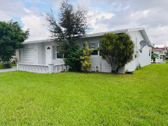 2-bedroom home at 720 NW 74th Way, Margate