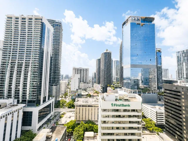 2-bedroom home at 951 Brickell Avenue #2407, Miami