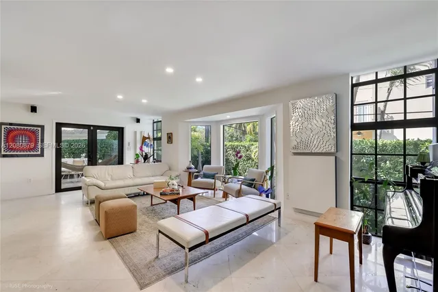 3-bedroom home at 596 Fernwood Road #B, Key Biscayne