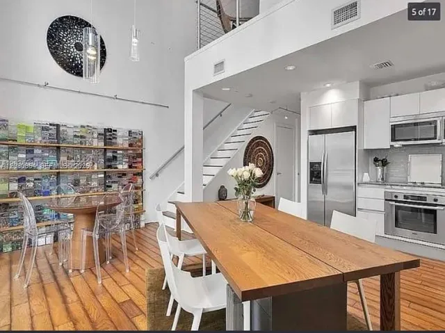 1-bedroom home at 1050 Brickell Avenue #208, Miami
