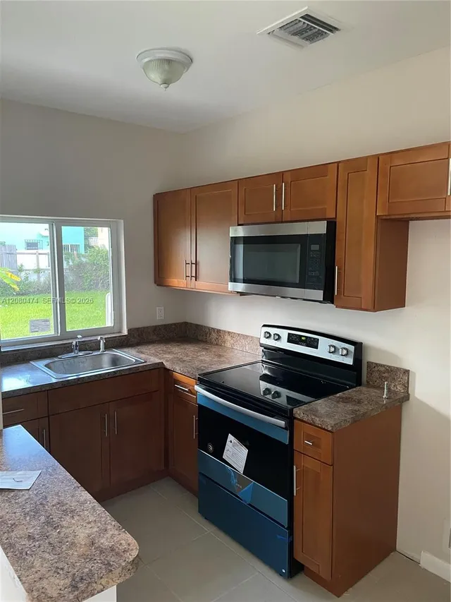 2-bedroom rental at 8321 NE Miami Court #4, Miami
