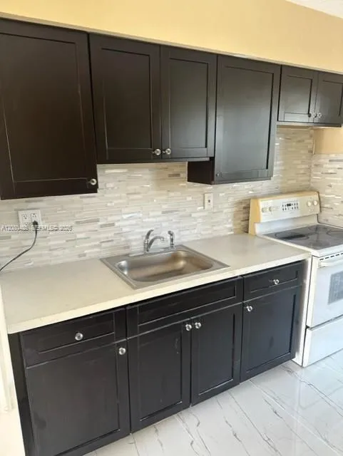 1-bedroom rental at 13990 NE 20th Court #3, North Miami Beach