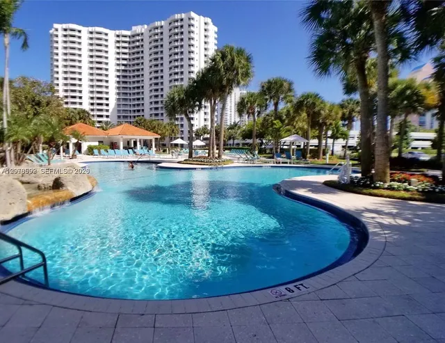 2-bedroom rental at 3300 NE 191 Street #1002, Aventura