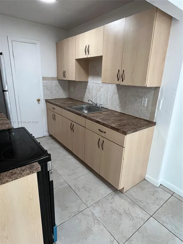 3-bedroom rental at 1333 S Dixie Highway #213, Deerfield Beach