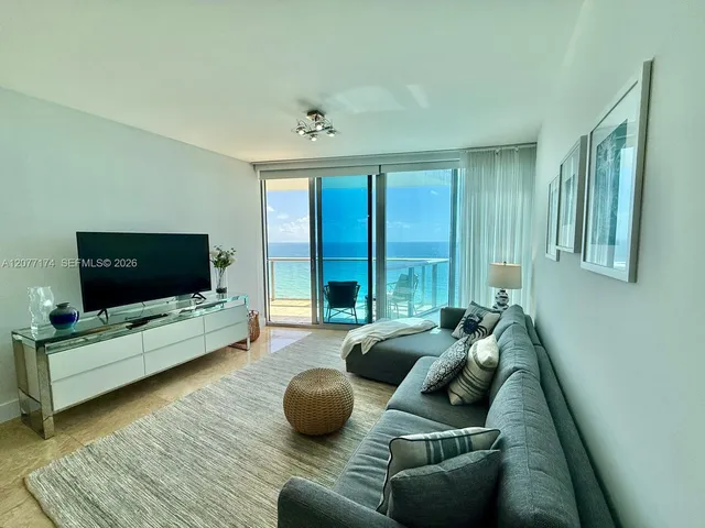 1-bedroom rental at 17001 Collins Avenue #1903, Sunny Isles Beach