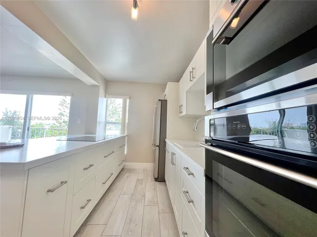 1-bedroom rental at 1300 Alton Road #6C, Miami Beach
