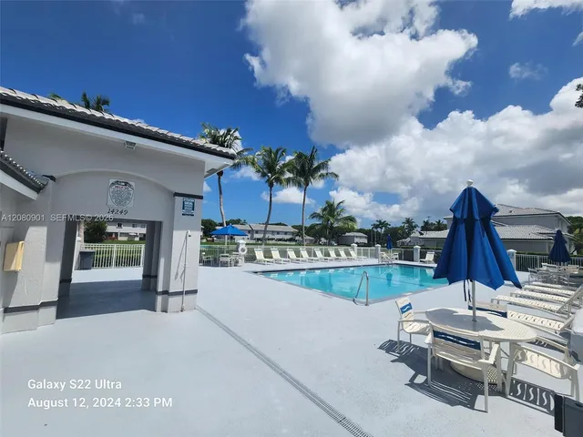 3-bedroom rental at 12174 SW 143rd Lane #11-4, Miami
