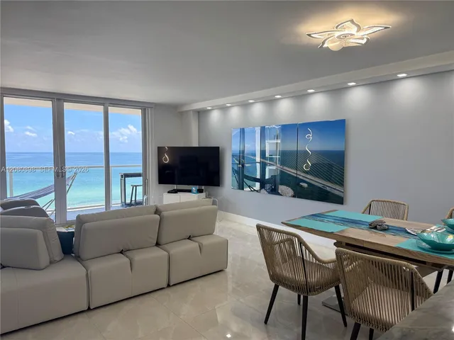1-bedroom rental at 5701 Collins Avenue #908, Miami Beach