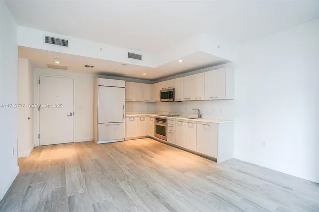 1-bedroom home at 55 SW 9 Street #1407, Miami