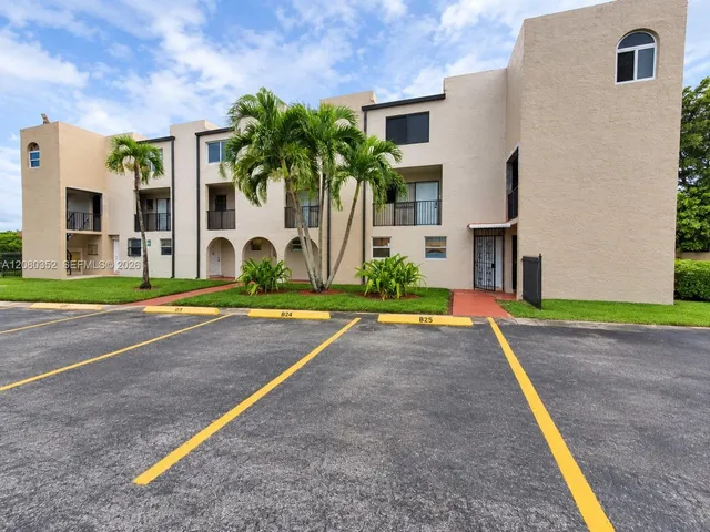 1-bedroom home at 6600 W 2nd Court #15, Hialeah