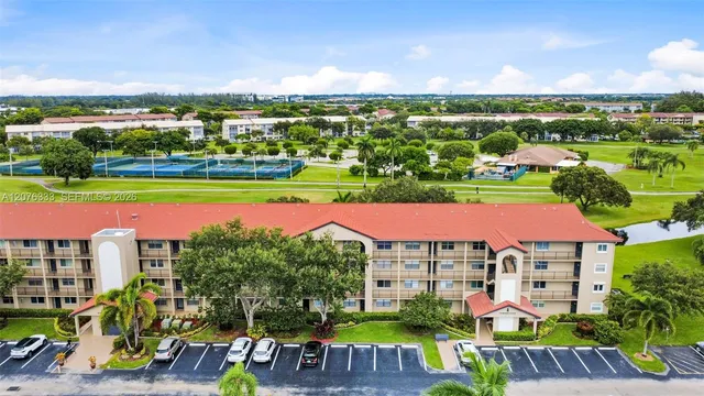 2-bedroom rental at 901 SW 128th Terrace #212A, Pembroke Pines