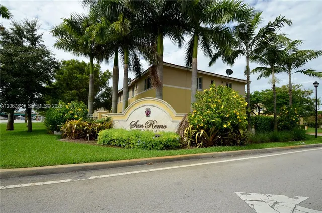 3-bedroom rental at 1965 SW 60th Avenue #1965, North Lauderdale