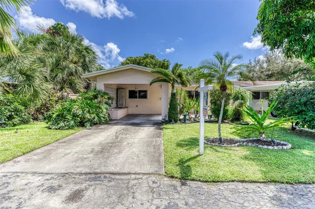 2-bedroom home at 1676 NE 40th Street, Oakland Park