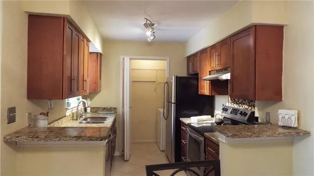 2-bedroom home at 833 RIVERSIDE Drive #824, Coral Springs