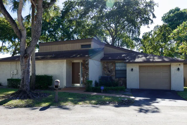 3-bedroom rental at 8197 ROYAL PALM Court #5, Tamarac