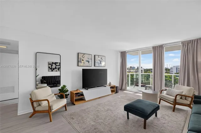 1-bedroom home at 1000 West Avenue #509, Miami Beach