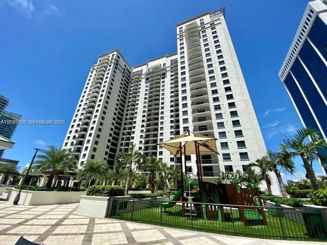 2-bedroom home at 999 SW 1st Avenue #3202, Miami