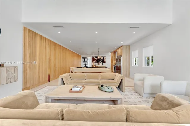 3-bedroom home at 617 NE 14th Avenue, Fort Lauderdale