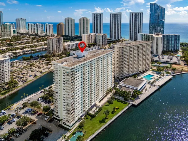 1-bedroom home at 500 Bayview Drive #825, Sunny Isles Beach