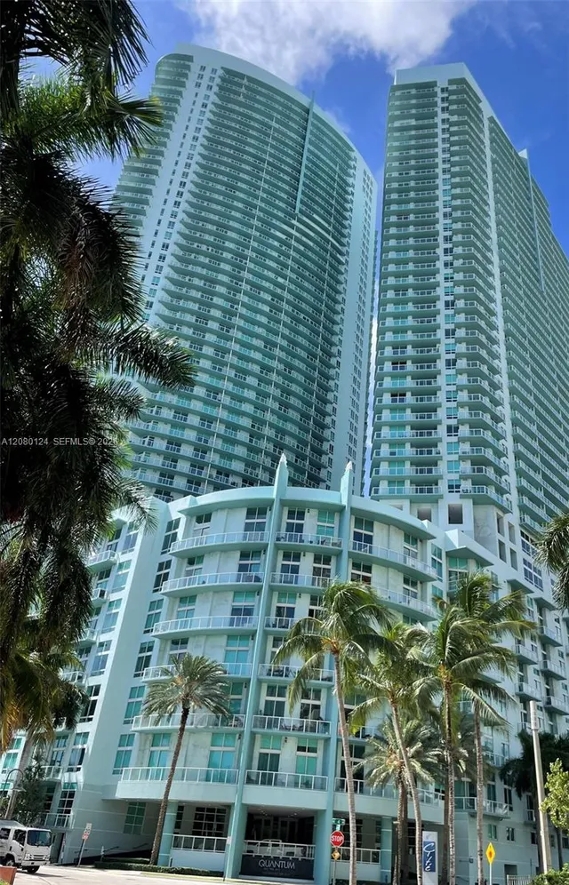 1-bedroom home at 1900 N Bayshore Drive #511, Miami