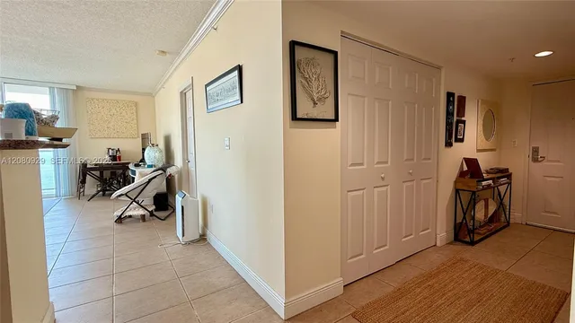 2-bedroom rental at 1155 Brickell Bay Drive #2310, Miami