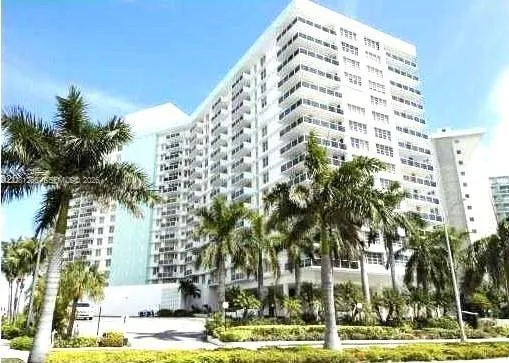1-bedroom rental at 3725 S Ocean Drive #323, Hollywood