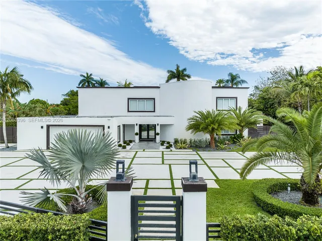 7-bedroom rental at 11531 SW 93rd Street, Miami