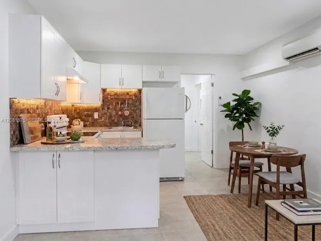 1-bedroom rental at 3251 SW 44th Street #205, Dania Beach