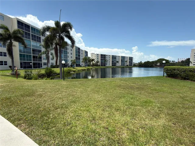 2-bedroom rental at 141 SE 3rd Avenue #106, Dania Beach