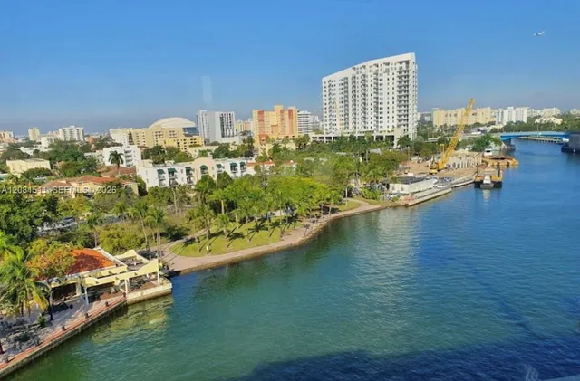 2-bedroom rental at 318 SW 4th Avenue #1, Miami