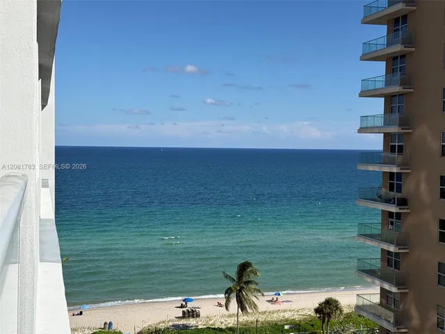 2-bedroom home at 1904 S Ocean Drive #1206, Hallandale Beach