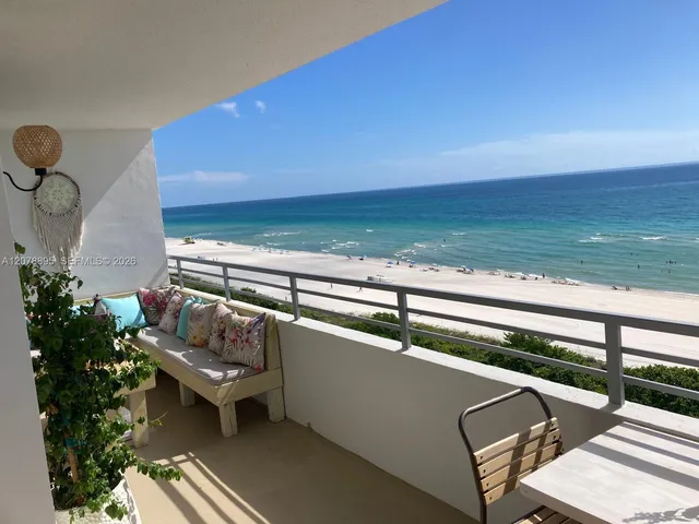 2-bedroom home at 5555 Collins Avenue #10G, Miami Beach