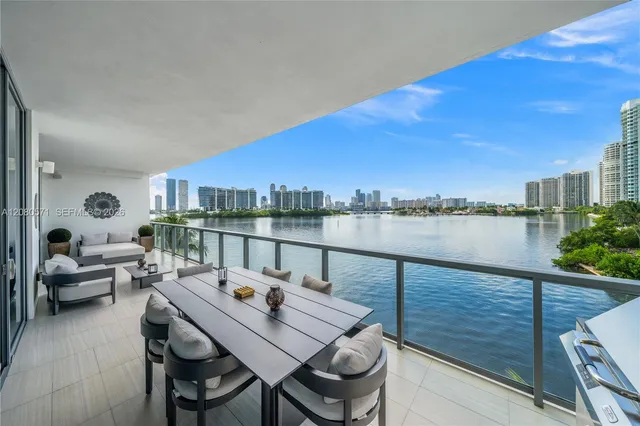 3-bedroom home at 3300 NE 188th Street #312, Aventura
