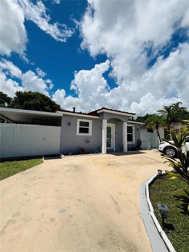 3-bedroom home at 502 NW 7th Avenue, Homestead