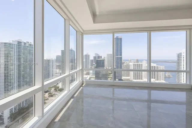 2-bedroom rental at 1425 Brickell Avenue #45C, Miami