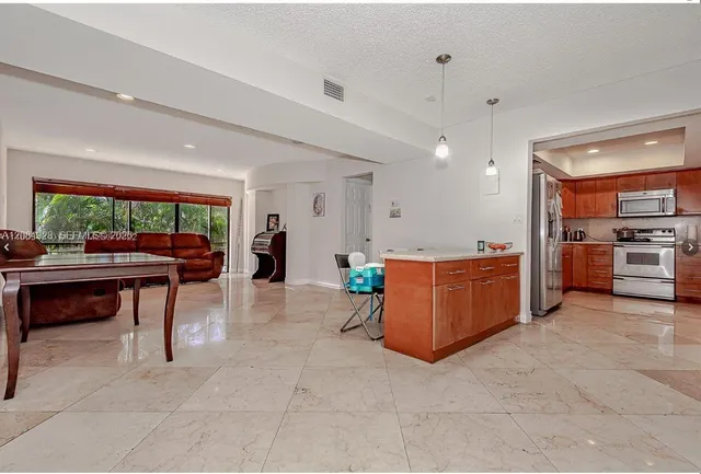 2-bedroom rental at 4000 N Hills Drive #29, Hollywood