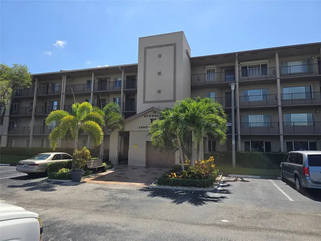 1-bedroom home at 1200 SW 137TH Avenue #312E, Pembroke Pines