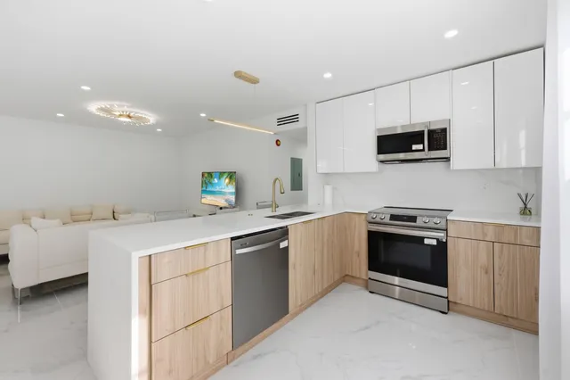 2-bedroom home at 618 Normandy M, Delray Beach