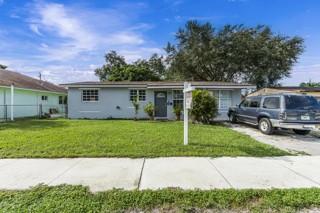 4-bedroom home at 6714 ATLANTA Street, Hollywood